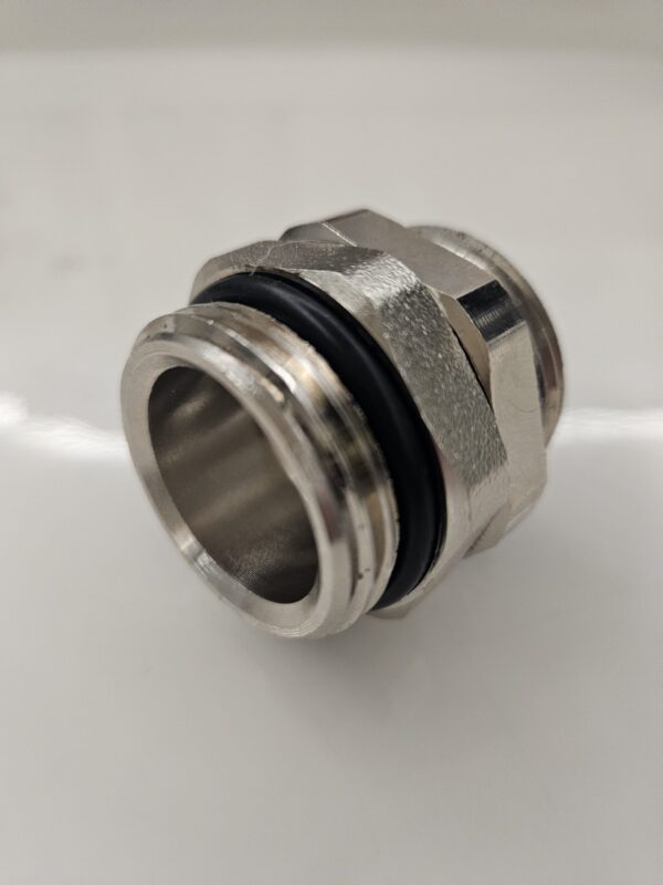 Extension nut for manifold, stainless steel threaded fitting
